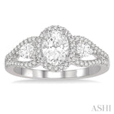 Oval Shape Semi-Mount Halo Diamond Engagement Ring