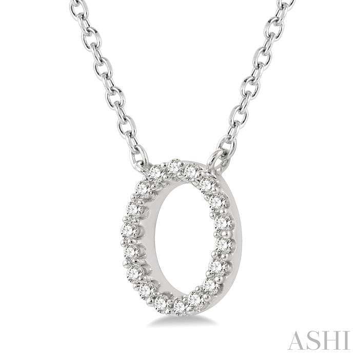 'O' Initial Diamond Pendant